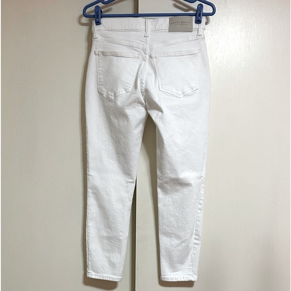 Lucky Brand NEW Bright White Distressed 5 Button Fly Cropped Denim Jeans 2/24 - Picture 4 of 14